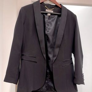 Dark blue fitted blazer size 8 with satin lapel  and pocket details